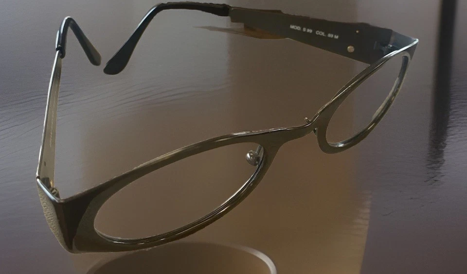 Gafas de sol GIANNI VERSACE VINTAGE hechas en Italia Foto 2 de 4