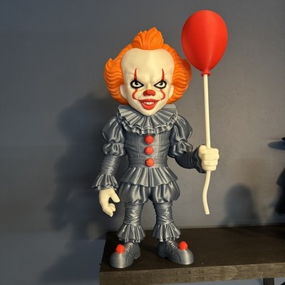 3D Printed Pennywise Figure w/ Balloon   Horror Clown Statue Display Model