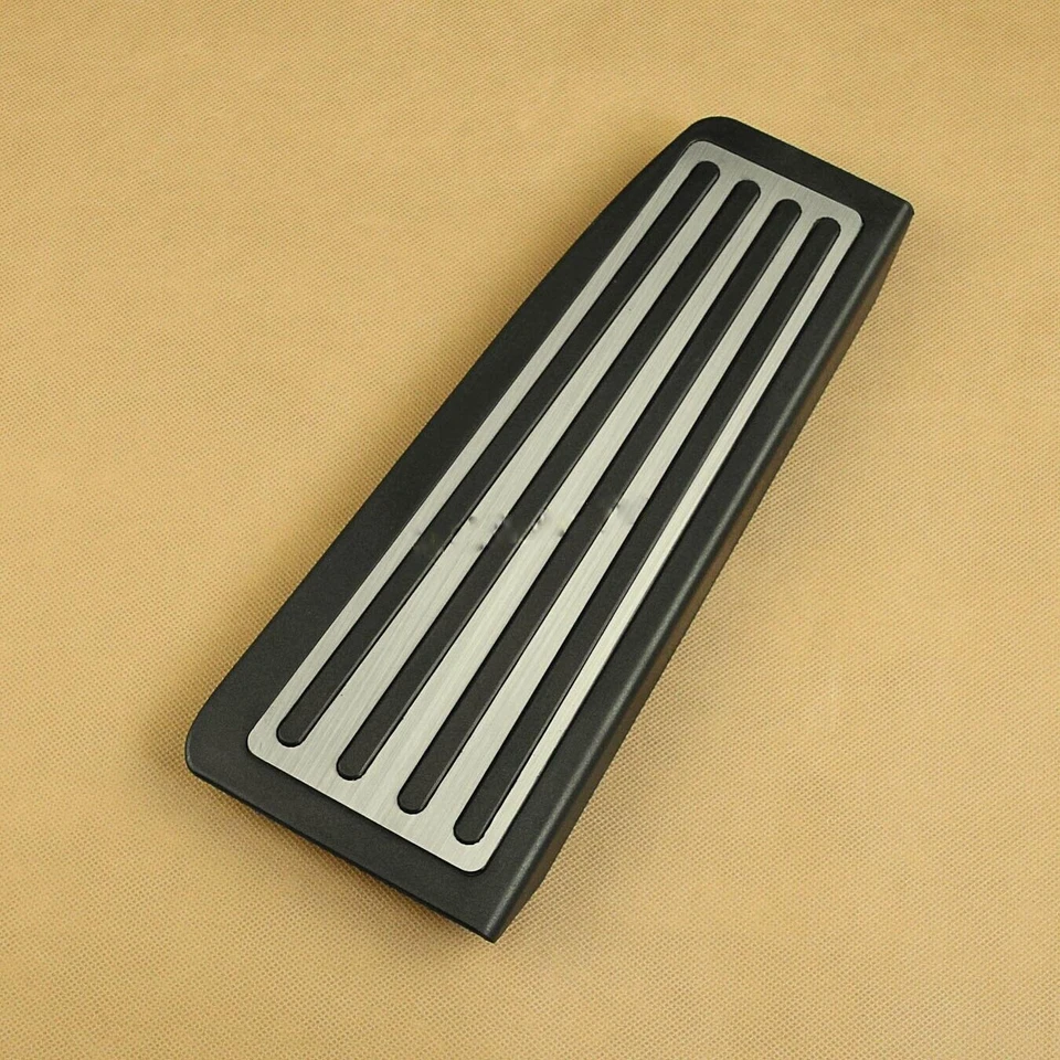 LHD Stainless Steel Footrest Dead Pedal Cover Overlay For Volvo 2018-2023 XC60 Foto 3 de 4