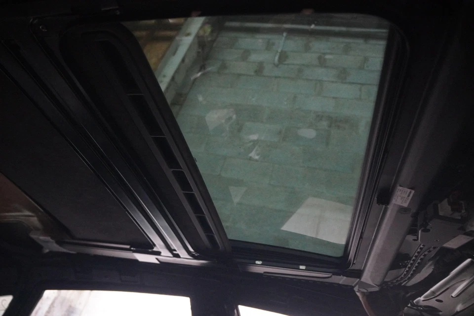 Sunroof Roof Glass Track Frame Motor Assembly 4G8877071 Audi RS7 2014-17 A7 S7 Foto 2 de 3