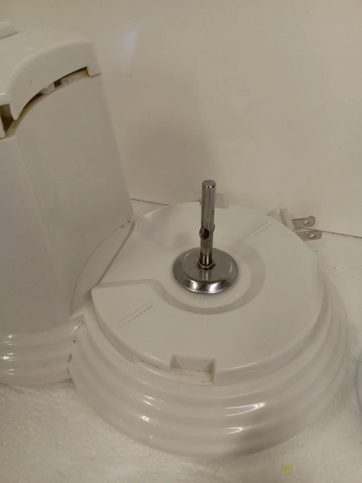 Kitchen Selectives Modelo MC - 26 2 Tazas Procesador de Alimentos Foto 4 de 4