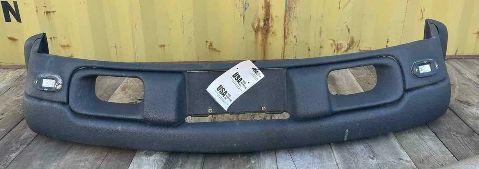 Front Bumper Assy. BLAZER S10/JIMMY S15 98 99 00 01 02 03 04 05 Foto 2 de 4