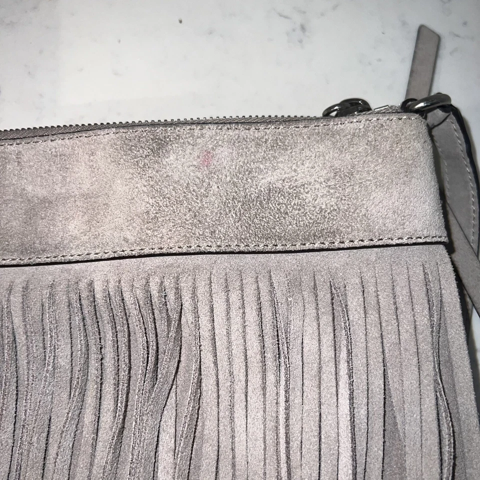 Cartera Bandolera Michael Kors Billy Flecos Gamuza Tachonada Suave Dune Foto 4 de 4