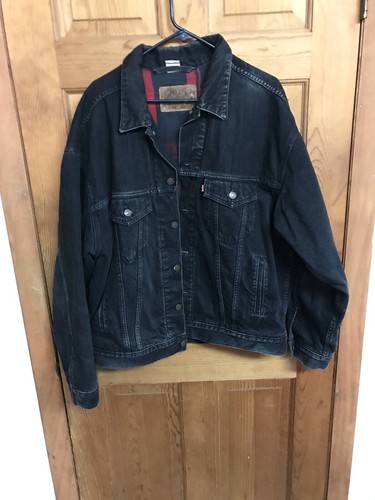 Vintage LEVI'S Black Denim Jean Trucker 