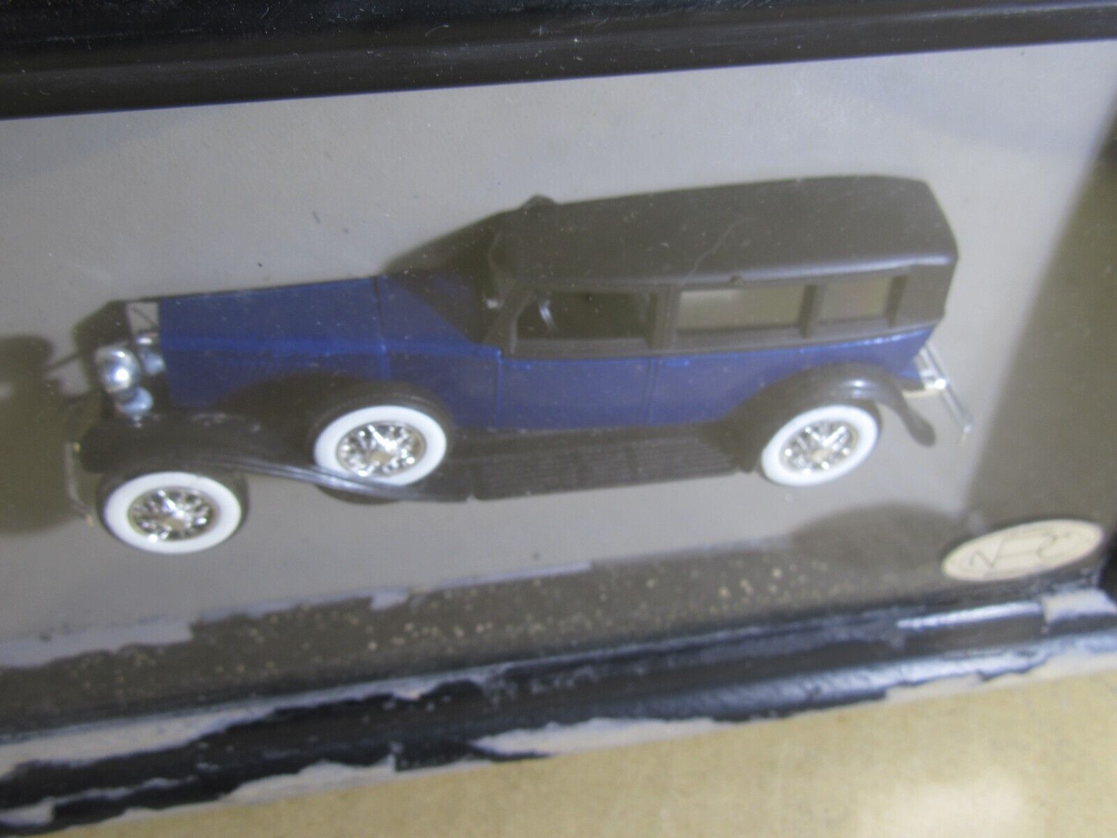 Picture 8 of 11