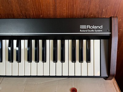 Roland System 100m 180 32-key Controller Keyboard w/ box connect