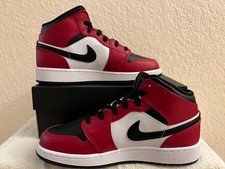 Air Jordan 1 Mid Black /Black Gym Red 554725 069 SIZE 5Y Fit Youth KIDS WOMEN