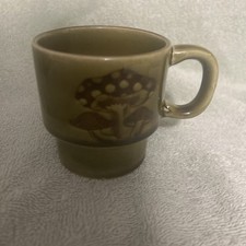 Vintage stacking mushroom mug, olive green 1970's, Japan