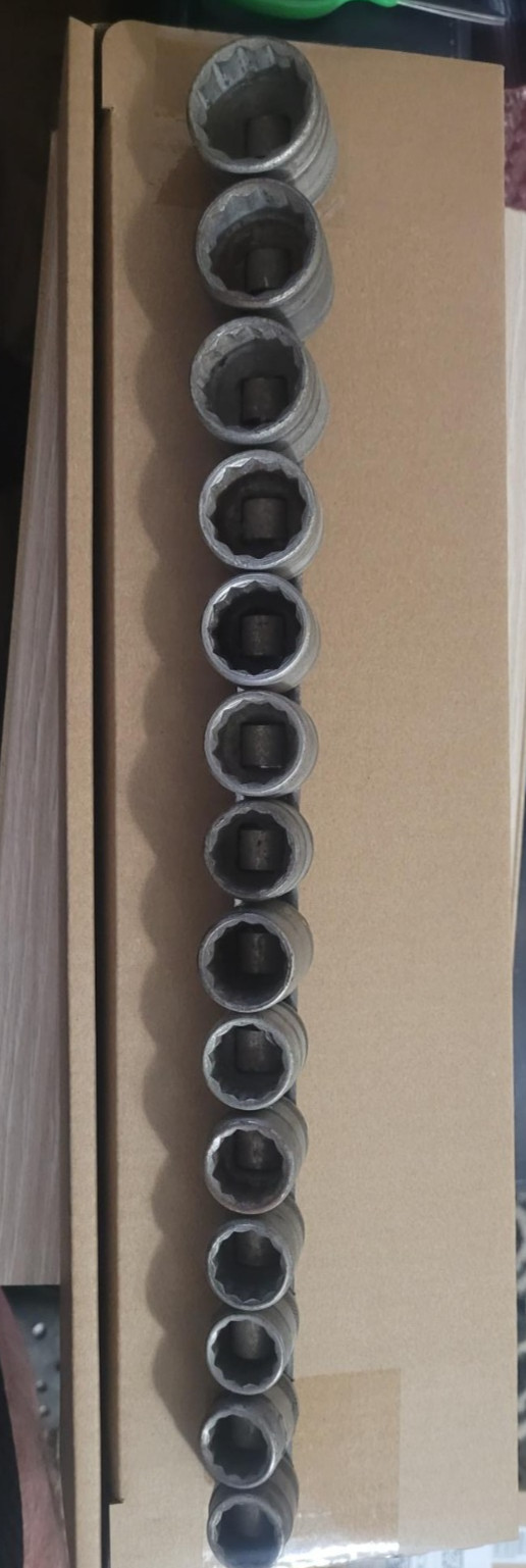 Vintage S&K SK S-K very old socket set Black wrinkle diamond logo era