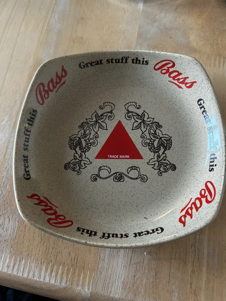 VINTAGE BASS BREWERY ADVERTISING PLATE PUB BAR MAN CAVE COLLECTABLE ASHTRAY DISH - Image 3 of 4