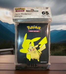 Pokemon 2019 Pikachu deck protector 65 sleeves 66mm X 91mm Card Standard