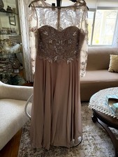 Xscape 16P Taupe Blush Embellished Illusion Formal Gown Petite Worn Once