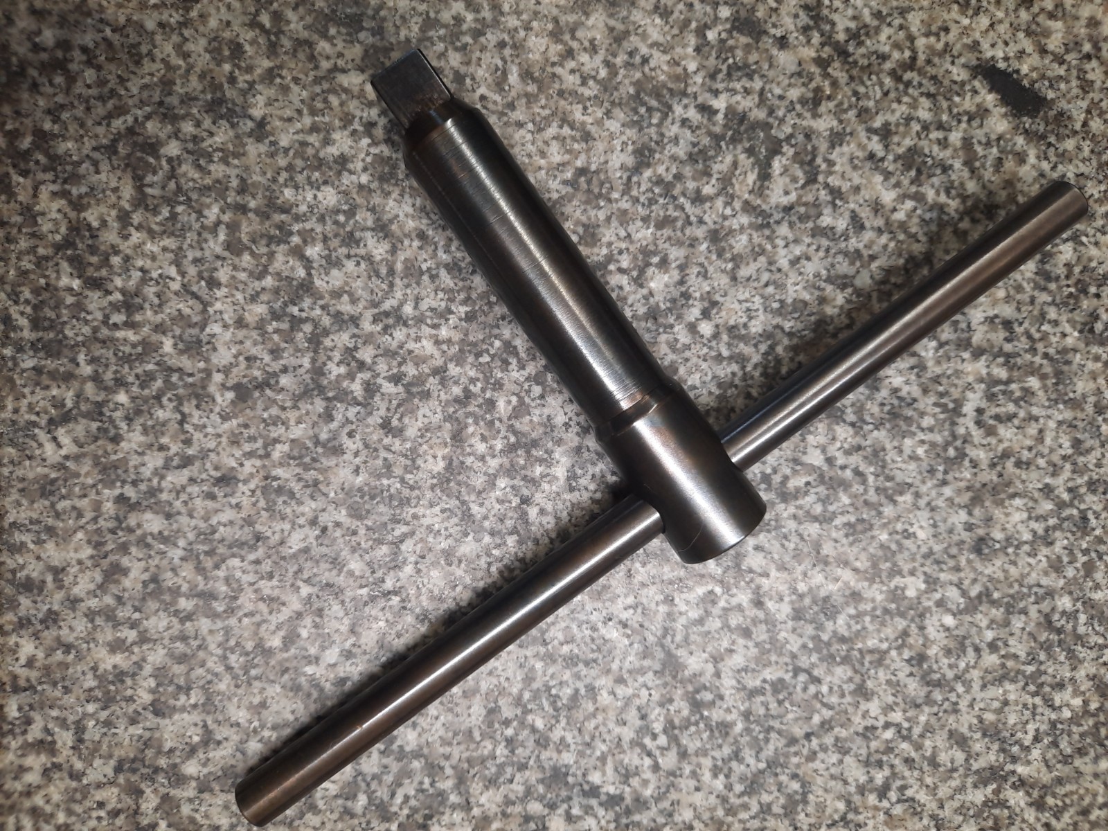 Clé mandrin tour carré 14 mm outillage serrage pour tourneur