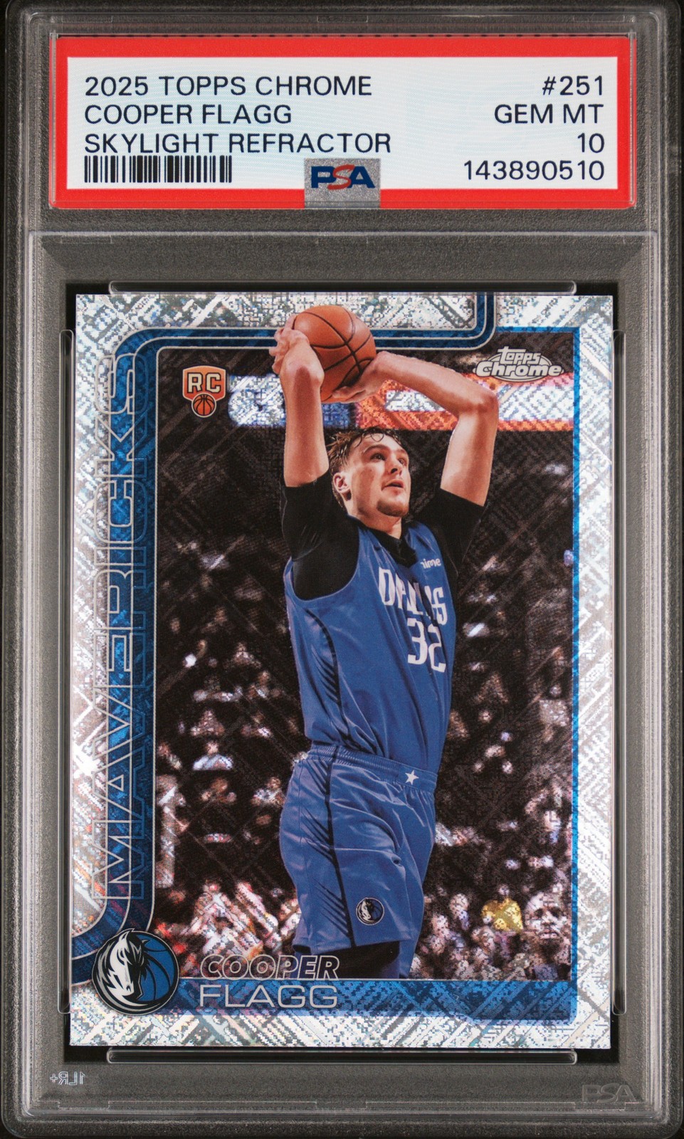 2025 TOPPS CHROME SKYLIGHT REFRACTOR #251 COOPER FLAGG PSA 10
