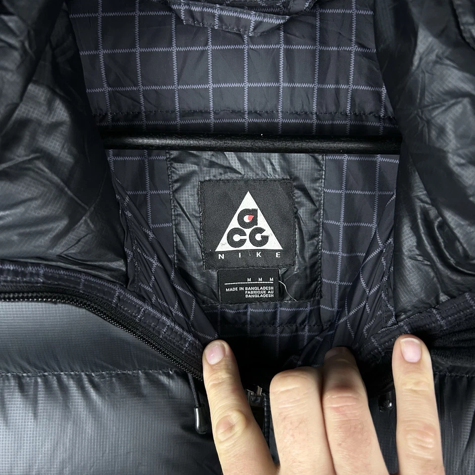 Nike ACG Plumón Puffer Chaqueta Abrigo Retro 2009 Negro Mediano Foto 3 de 4