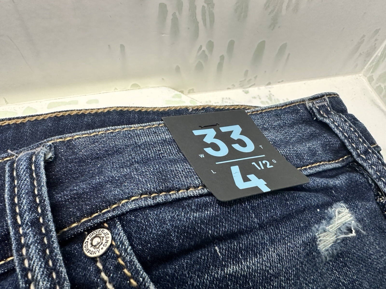 Silver Jeans Co Women's Mid Rise Luxe Stretch Boyfriend Shorts WR4 Indigo US:33