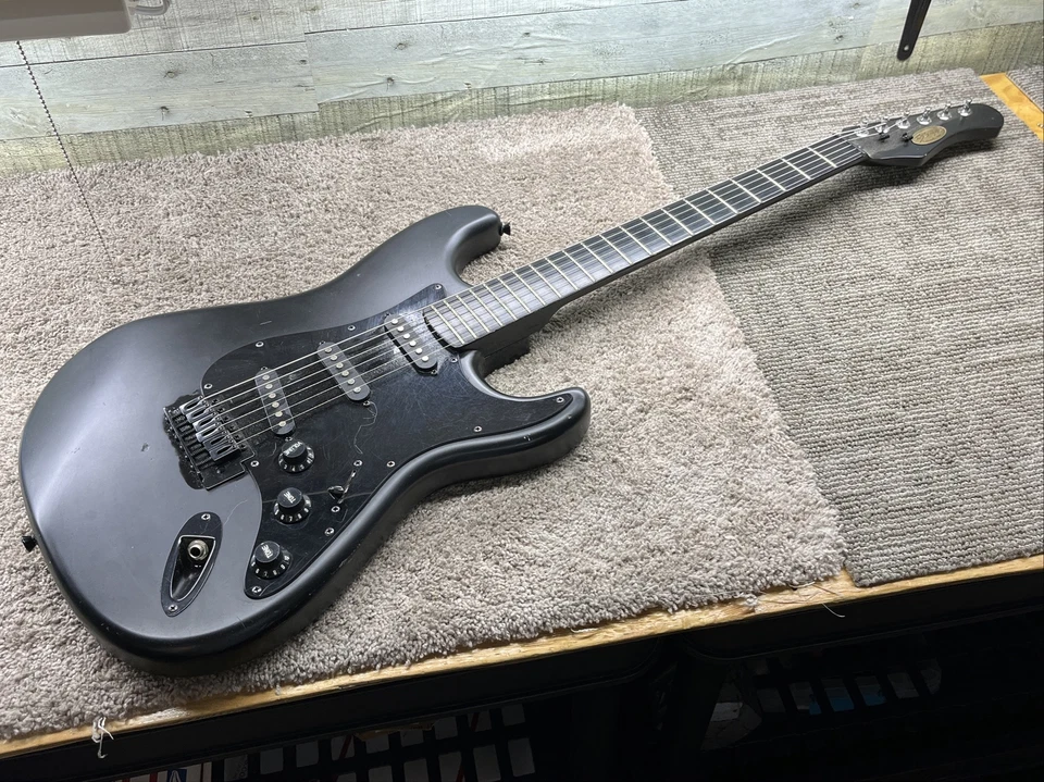 Guitarra Eléctrica STAGG S350-MBK "Series" Stratocaster 143 Foto 2 de 4