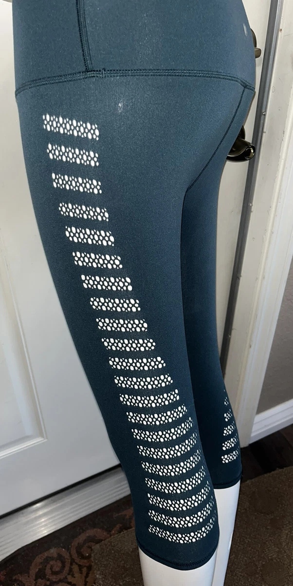 Rare LULULEMON Reveal Crop *Stripes 17 Seamless Leggings-Submarine Teal-2  XS