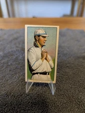 1909-1911 T206 Kaiser Wilhelm hands At Chest Piedmont