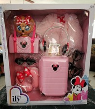 Disney ILY 4ever Minnie Mouse Traveling Deluxe Fashion Accessory Pack