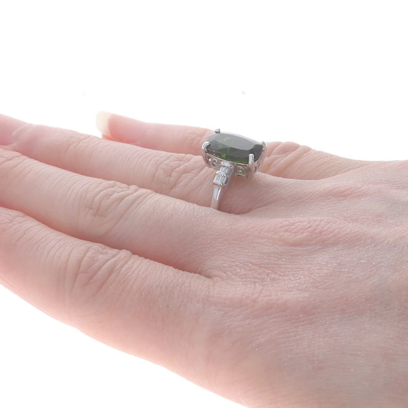 Anillo de diamantes y diopsidos cromados de oro blanco - Cojín rectangular de 10 k 3,12 ctw Foto 4 de 4