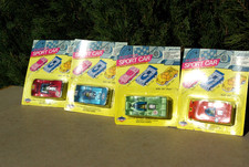 SPORT CAR   TINS'TOYS /  LOT DE 4 BLISTERS VOITURES DE COURSE