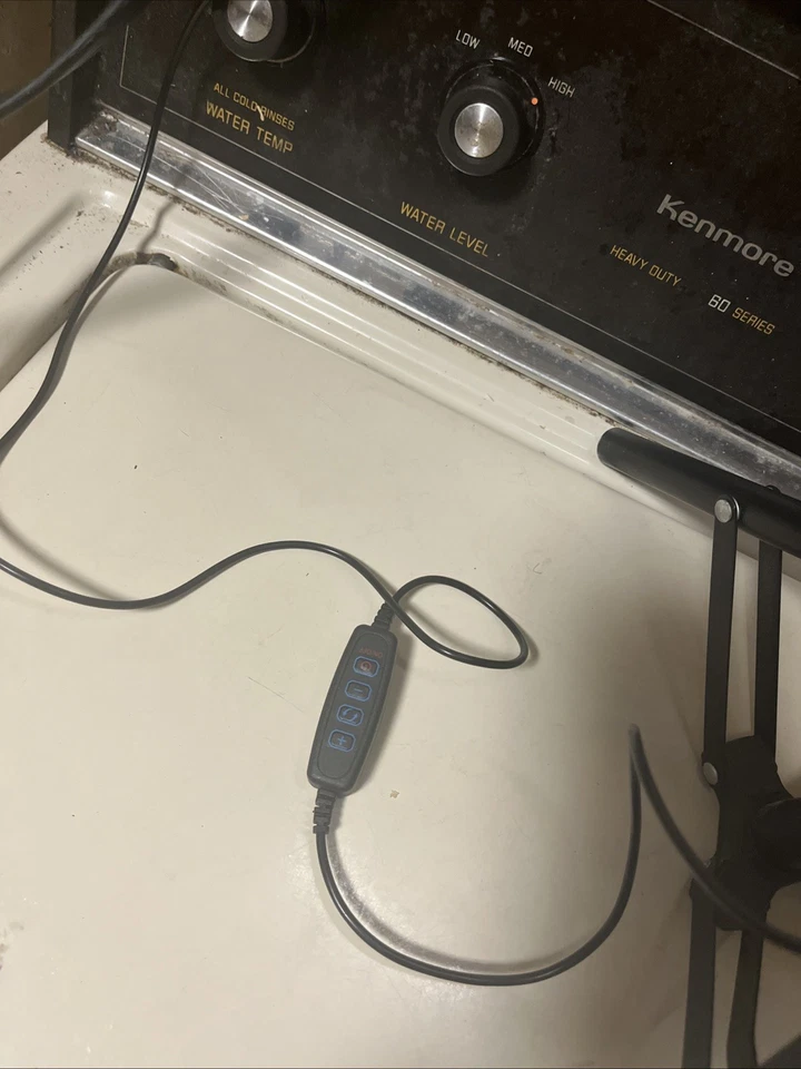 Vivitar VIV18RLWM 63 inch Ring Light - Black - Image 2 of 4