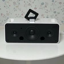 Apple iPod Hi-Fi Dock Speaker Model A1121 - with Bluetooth Adapter. 