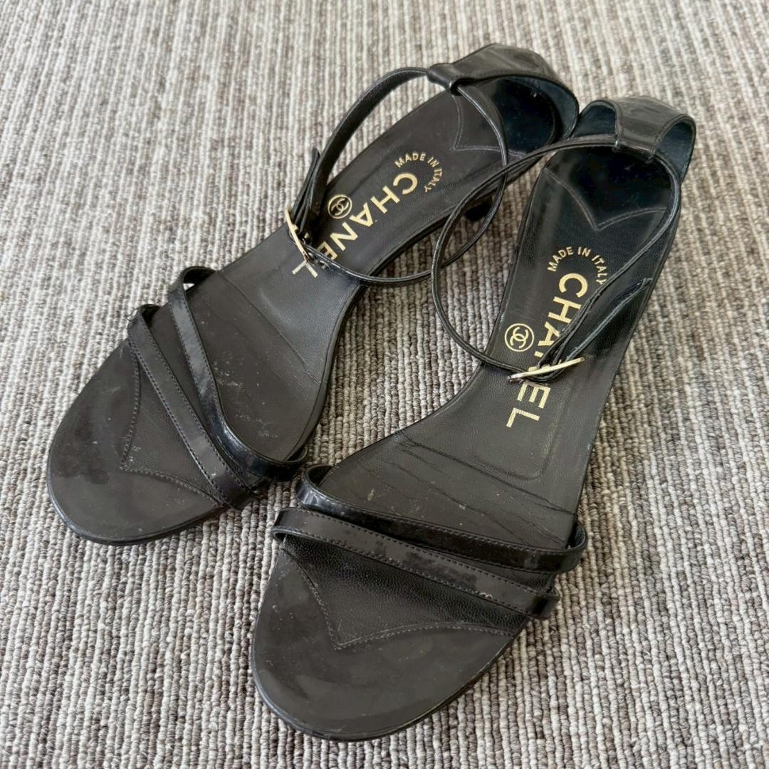 Rare CHANEL Black Heel Sandals - Size 35 (US 5) - Comfortable Low Heel Design