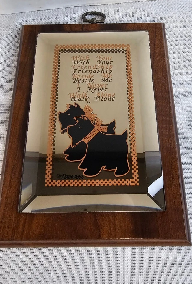 Placa da Amizade Dacra 070 Scottie Dogs vidro chanfrado espelho base de madeira - Imagem 2 de 4