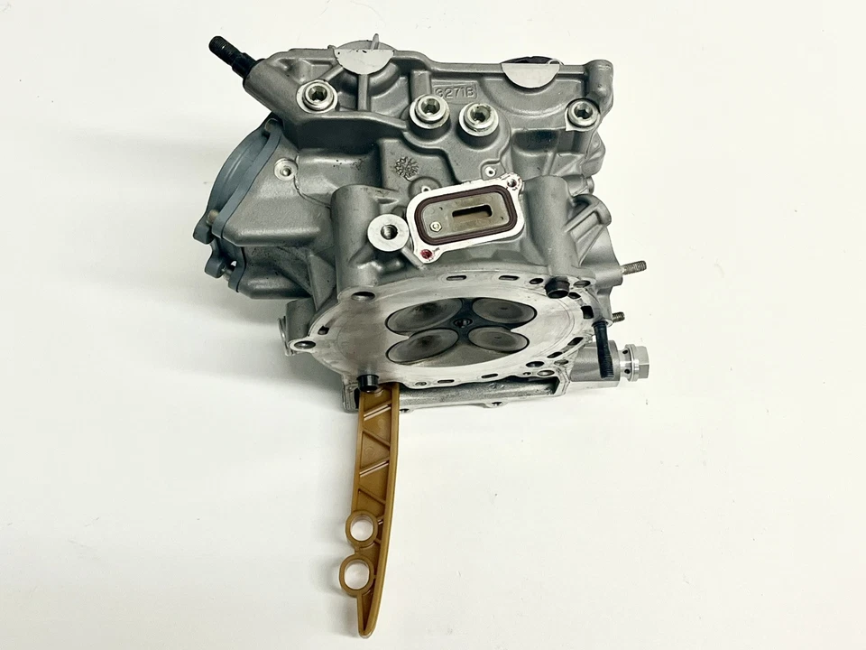 Conjunto de culata horizontal delantera original Ducati 899 Panigale 2014 usado Foto 3 de 4