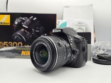 [COME NUOVO / 2k scatti] Fotocamera reflex digitale Nikon D5300 + 18-55 mm VR...