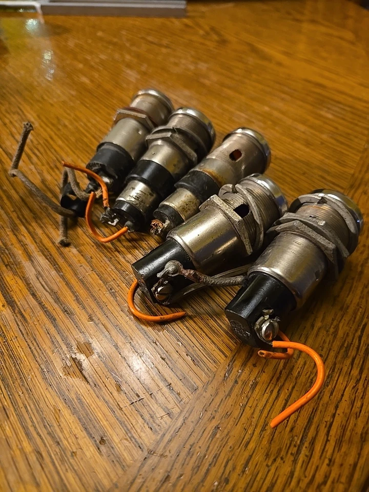 Lote de 5 luces indicadoras de panel rojo ámbar Dial co NY 75W 125V NUEVO DE STOCK Foto 3 de 4