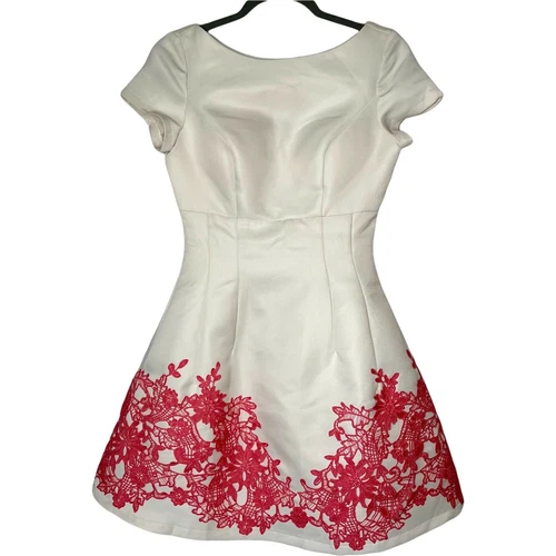 OFF WHITE Abito Chi Chi London Fit & Flare Off White rosa pizzo overlay taglia 8