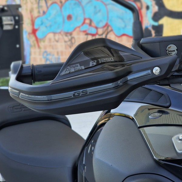 Aufkleber 3D Kompatibel Mit Bmw Gs 1250 - Adventure Triple Black 2023 Handschutz-image