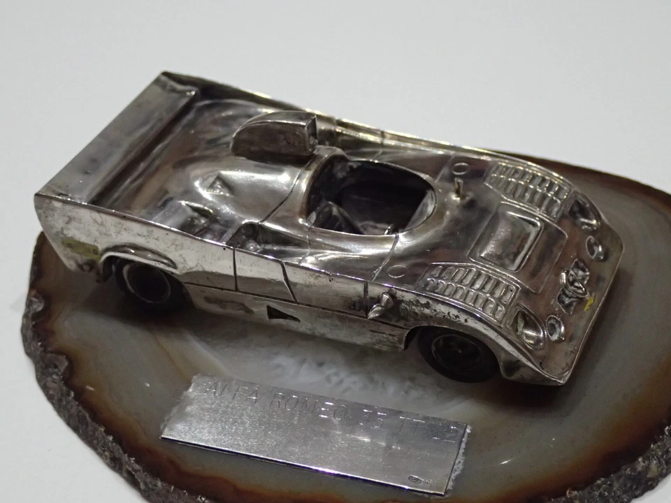 ALFA ROMEO 33 TT 12 MICHELE CONTI IN ARGENTO EDIZIONE LIMITATA SCALA 1:43 (S) - Immagine 2 di 4