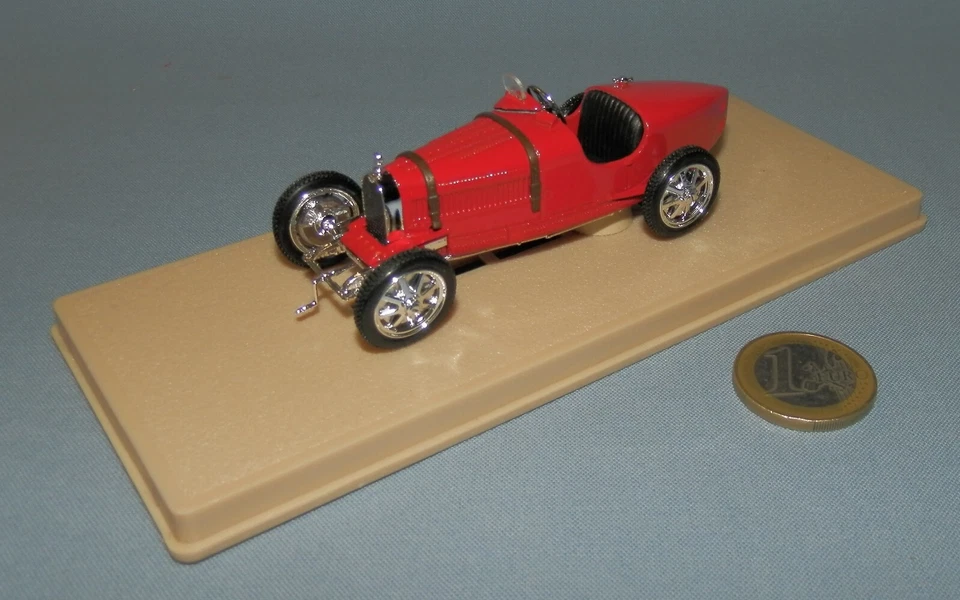 Eligor 1/43 réf 1025 : Bugatti "35 B" Course 1927 (Rouge) Projet J.Greilsamer - Photo 3/4