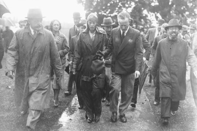 Amerikanische Pilotin Amelia Earhart nach ihrem Solo Atlantikflug 4x6 Foto