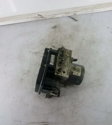 Conjunto de bomba de freno antibloqueo Ford Flex 2010-2012 OEM Foto 2 de 2