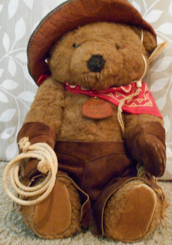 Vintage Buckaroo Bear 19" Elegante By Dakin w/hat, kerchief, glove, Chaps, Tag