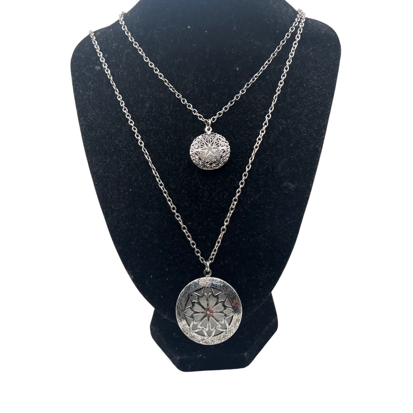 Aromatherapy Diffuser Double Locket Necklace 18" … - image 1
