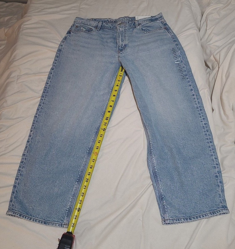 American Eagle Stretch Barrel Jeans Light Wash Size 12