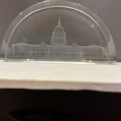 US Capitol Glass Paperweight 3D Image 3 Crystal Clear By Jaffa Laser Cut Image