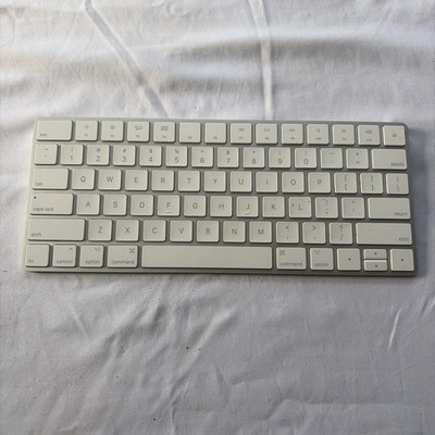 Apple A1644 Magic Keyboard Rechargeable Wireless Bluetooth