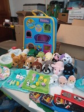 Zhu Zhu Pet Lot - Pets, Accessories And Collector Case