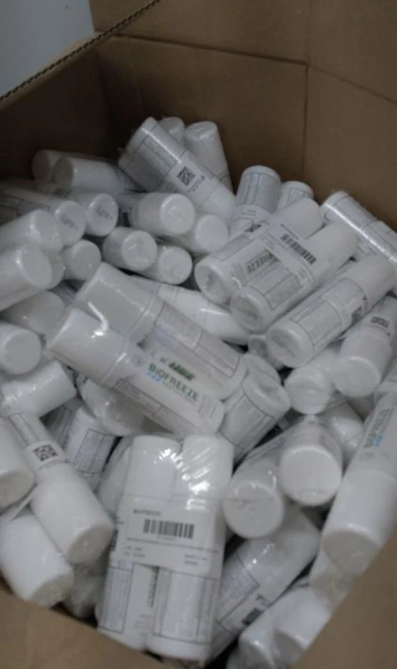 Biofreeze Professional Colorless Roll-On Menthol Relieving Gel 3oz -2 Pack - Image 3 of 3