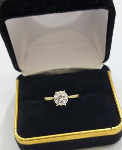 10k Yellow Gold Ring Ladies Solitaire Engagement Wedding Band REAL Women SZ 7 - Picture 2 of 8