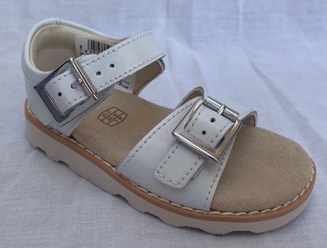 clarks girls sandals sale