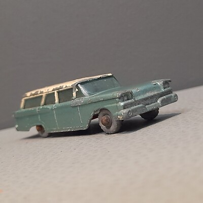 ミニカー MATCHBOX No.31 AMERICAN FORD STATION WAG Vintage AMERICAN FORD STATION WAGON Metal Matchbox Lesney #31 Made
