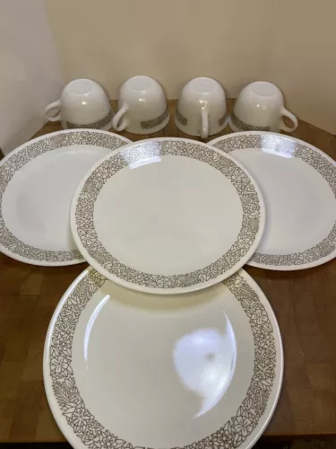 Vintage Pyrex Woodland Pattern Coffee Cups & Corelle 10.25” Plates Set of 4 Each